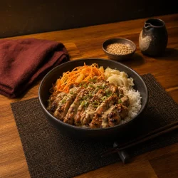 Bowl Yakitori — Poulet goma